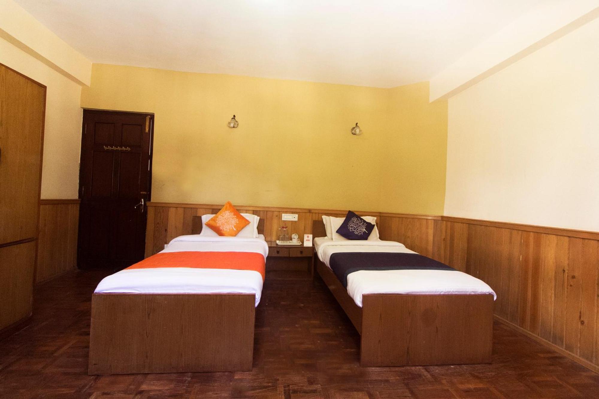 Oyo 10587 Vanjula Residency Gangtok Buitenkant foto